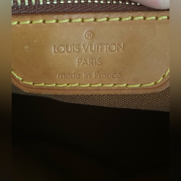 Louis Vuitton Monogram Cabas Messo - Picture 11 of 16